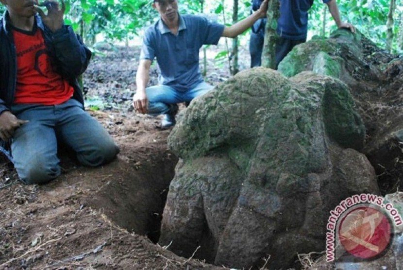 Arca manusia tanpa kepala mirip dengan prajurit zaman Kerajaan Sriwijaya.