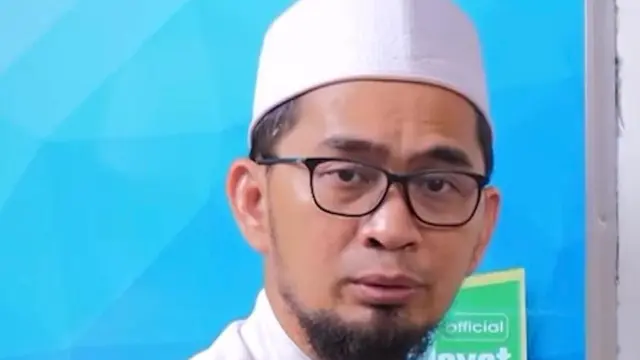 Ustadz Adi Hidayat (UAH) (TikTok)