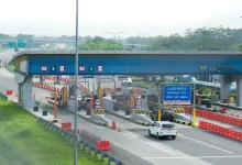 Situasi arus lalu lintas di Gerbang Tol Cikampek Utama. Lalu lintas di ruas Tol Jakarta-Semarang kembali normal dua arah setelah penerapan one way arus mudik berakhir pada Selasa (9/4/2024) siang. (Foto: PT Jasa Marga)