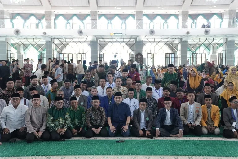 Wali Kota Makassar Munafri Arifuddin mengajak Muhammadiyah Kota Makassar untuk terus memperkuat sinergi dalam mendukung pembangunan kota.