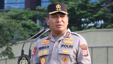 Kapolda Riau, Irjen Herry Heryawan.